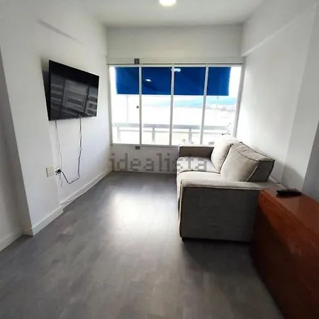 Apartamento Frente Al Mar Con Piscina Y Garaje Apartment *